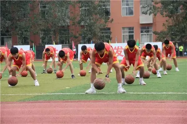 篮球力量的一周训练计划_0